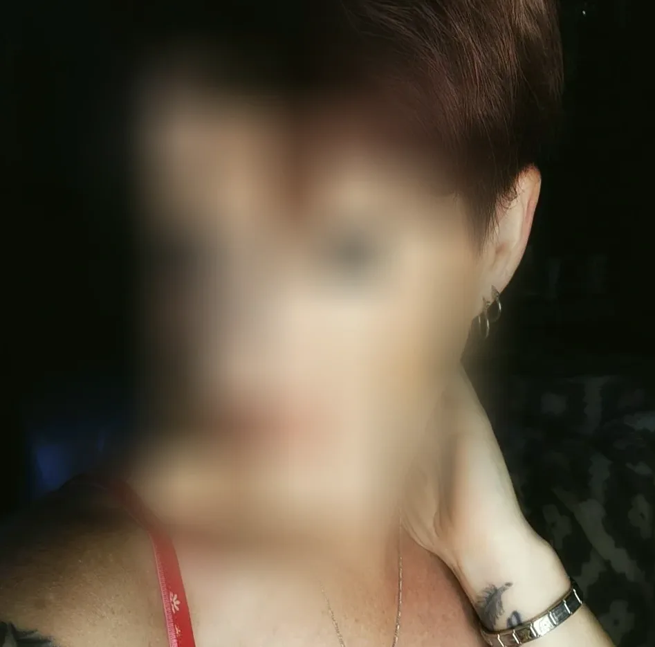 Emilia, 36