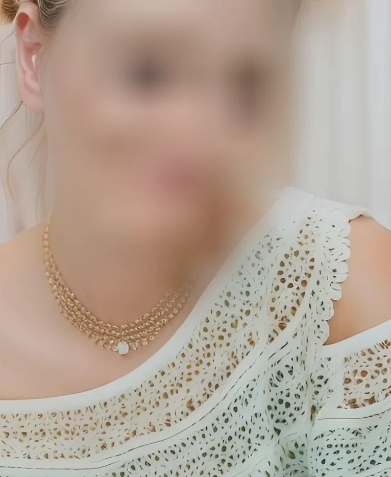 Hanna, 21