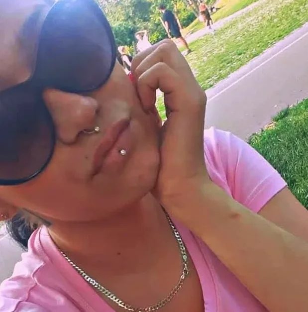 Jenny, 31