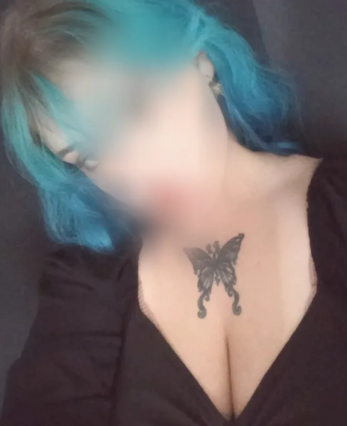 Marie, 22