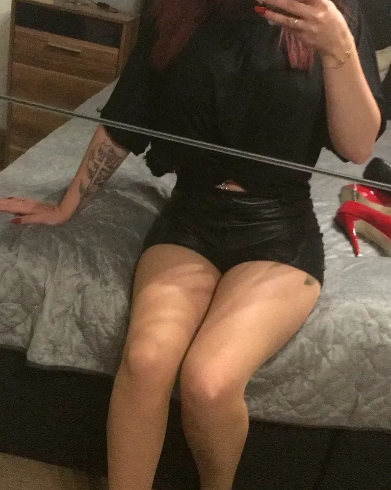 Pia, 30