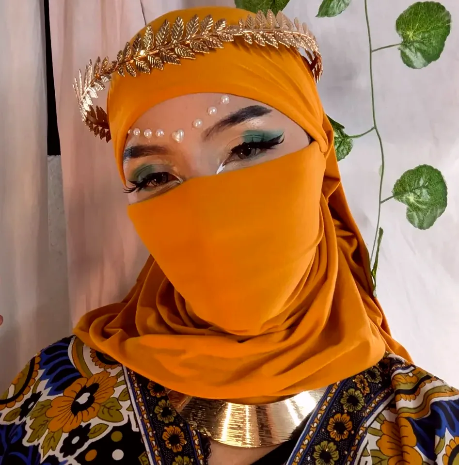 Sofie, 28